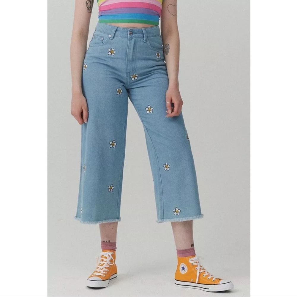 ‼️SOLD‼️ 🌼LAZY OAF DAISY JEANS 🌼